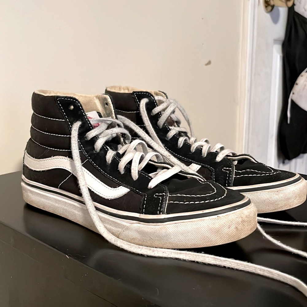 Hightop VANS size 7.5 women/6 men